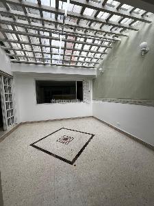 Casa de 5 alcobas en venta en Malibu, Bogotá, 420 m² · foto 8 de 20
