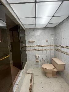 Casa de 5 alcobas en venta en Malibu, Bogotá, 420 m² · foto 18 de 20