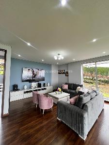 Casa de 4 alcobas en venta en Chia, Chía, 850 m² · foto 6 de 20