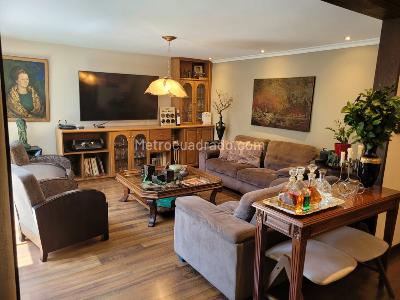 Casa de 3 alcobas en venta en Envigado, Envigado, 220 m² · foto 3 de 20