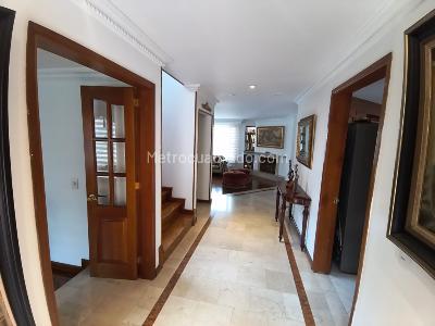Casa en venta en San Jose De Bavaria, Bogotá · foto 9 de 20