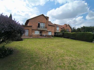 Casa en venta en San Jose De Bavaria, Bogotá · foto 12 de 20