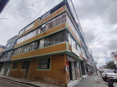 Casa de 5 alcobas en venta en Bosa, Bogotá, 288 m² · foto 2 de 15