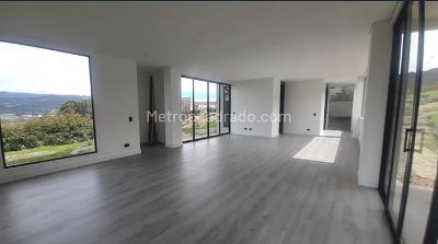 Casa en venta en Altos De Yerbabuena, Chía · foto 9 de 13
