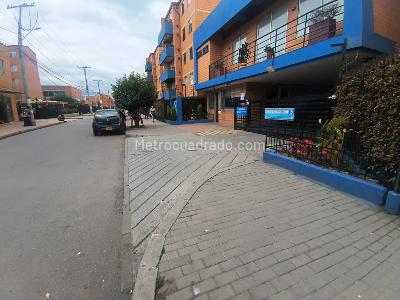 Apartamento en venta en Parque Residencial Puerto Azul, Mosquera · foto 2 de 20