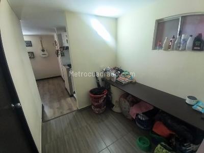 Apartamento en venta en Parque Residencial Puerto Azul, Mosquera · foto 9 de 20