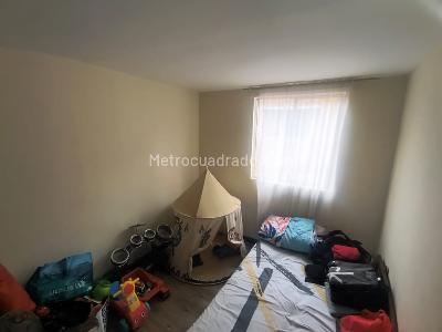 Apartamento en venta en Parque Residencial Puerto Azul, Mosquera · foto 18 de 20
