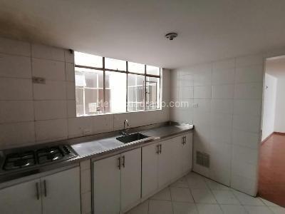 Apartamento en arriendo en Ciudad Berna, Bogotá · foto 9 de 20