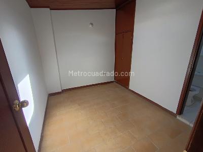 Casa de 5 alcobas en venta en Cedro Golf, Bogotá, 199 m² · foto 16 de 20