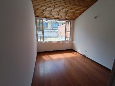 Casa de 5 alcobas en venta en Cedro Golf, Bogotá, 199 m² · foto 17 de 20