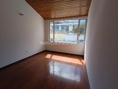 Casa de 5 alcobas en venta en Cedro Golf, Bogotá, 199 m² · foto 18 de 20