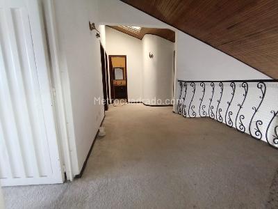 Casa de 4 alcobas en venta en Normandia, Bogotá, 240 m² · foto 16 de 20
