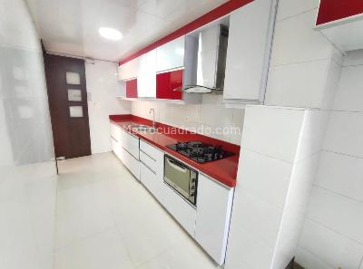 Apartamento de 3 alcobas en arriendo en Nicolas De Federman, Bogotá, 209 m² · foto 4 de 14