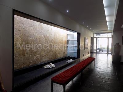 Casa de 5 alcobas en venta en Calleja Alta, Bogotá, 525 m² · foto 3 de 20