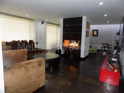 Casa de 5 alcobas en venta en Calleja Alta, Bogotá, 525 m² · foto 4 de 20