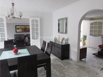 Casa en venta en Alhambra, Bogotá · foto 3 de 20