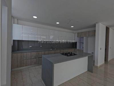 Casa de 5 alcobas en venta en Cali, Cali, 323 m² · foto 7 de 20