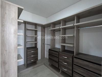 Casa de 5 alcobas en venta en Cali, Cali, 323 m² · foto 11 de 20