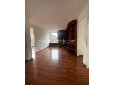 Apartamento de 3 alcobas en venta en Chico, Bogotá, 213 m² · foto 13 de 20