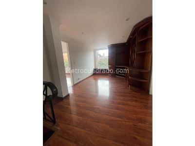 Apartamento de 3 alcobas en venta en Chico, Bogotá, 213 m² · foto 15 de 20