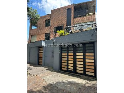 Casa de 5 alcobas en venta en Niza, Bogotá, 521 m² · foto 20 de 20