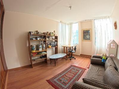 Casa de 3 alcobas en venta en Santa Barbara Central, Bogotá, 370 m² · foto 15 de 20