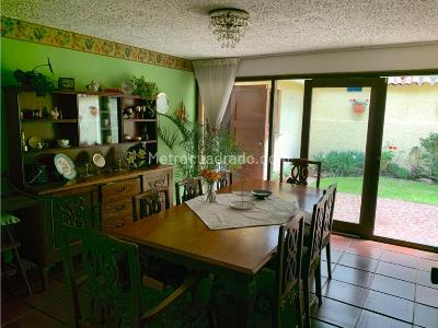 Casa en venta en El Contador, Bogotá · foto 4 de 20