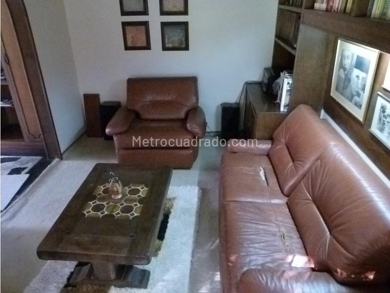 Lote en Venta, Santa Barbara, Bogotá D.C. - Más