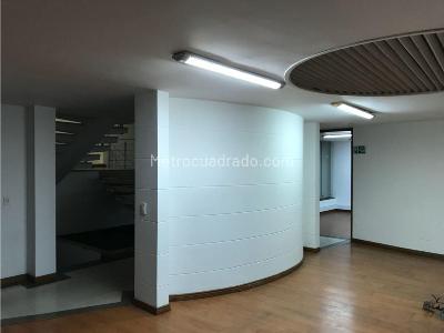 Casa de 5 alcobas en venta en Chico Norte, Bogotá, 860 m² · foto 18 de 20