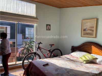 Casa de 4 alcobas en venta en Del Monte, Bogotá, 169 m² · foto 6 de 16