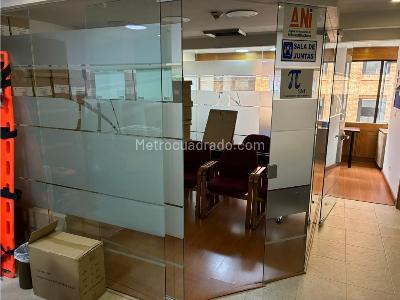 Office for rent in Chico Reservado, Bogotá