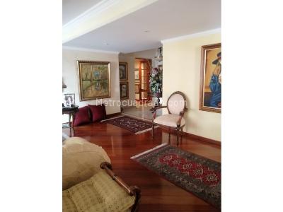 Apartamento de 3 alcobas en venta en Bosque Medina, Bogotá, 232 m² · foto 3 de 20