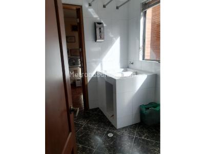 Apartamento de 3 alcobas en venta en Bosque Medina, Bogotá, 232 m² · foto 9 de 20