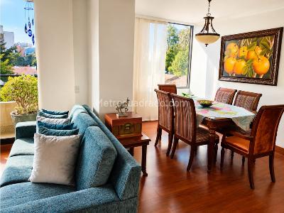 Apartamento de 2 alcobas en venta en Bella Suiza, Bogotá, 118 m² · foto 2 de 12