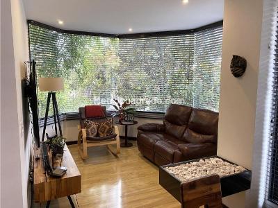 Apartamento de 3 alcobas en venta en Santa Barbara, Bogotá, 127 m² · foto 3 de 19