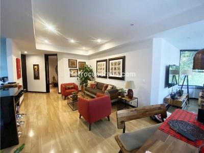 Apartamento de 3 alcobas en venta en Santa Barbara, Bogotá, 127 m² · foto 6 de 19