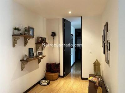 Apartamento de 3 alcobas en venta en Santa Barbara, Bogotá, 127 m² · foto 17 de 19