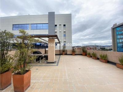 Apartamento de 3 alcobas en venta en Santa Barbara, Bogotá, 127 m² · foto 18 de 19