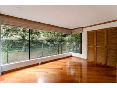 Casa de 4 alcobas en venta en Altos De Sotileza, Bogotá, 357 m² · foto 2 de 20