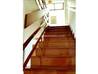 Casa de 5 alcobas en venta en Niza Antigua, Bogotá, 370 m² · foto 10 de 20