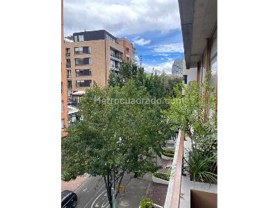 Apartaestudio en venta en El Virrey, Bogotá, 54 m² · foto 15 de 20