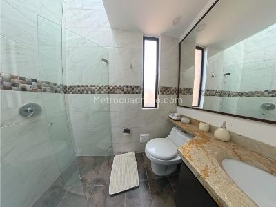Casa de 3 alcobas en venta en Casablanca Suba, Bogotá, 225 m² · foto 9 de 18