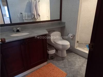 Casa de 4 alcobas en venta en San Jose De Bavaria, Bogotá, 830 m² · foto 11 de 20