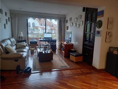 Casa de 4 alcobas en venta en San Jose De Bavaria, Bogotá, 830 m² · foto 5 de 20