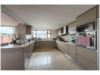 Apartamento en venta en Los Rosales, Bogotá · foto 7 de 20