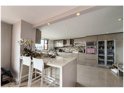 Apartamento en venta en Los Rosales, Bogotá · foto 8 de 20