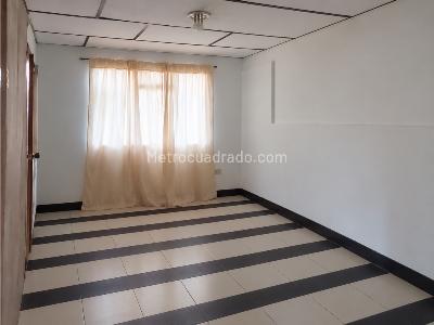 Casa de 5 alcobas en venta en Ciudad Jardin Norte, Bogotá, 255 m² · foto 4 de 11