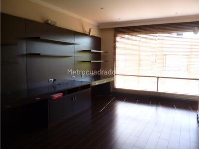 Apartamento en venta en Santa Barbara Alta, Bogotá · foto 8 de 20