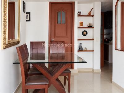 Apartamento en venta en Castilla, Bogotá · foto 2 de 15