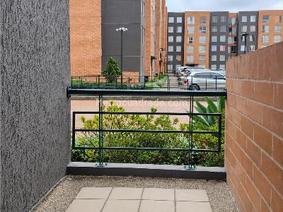 Apartamento en venta en Castilla, Bogotá · foto 5 de 15